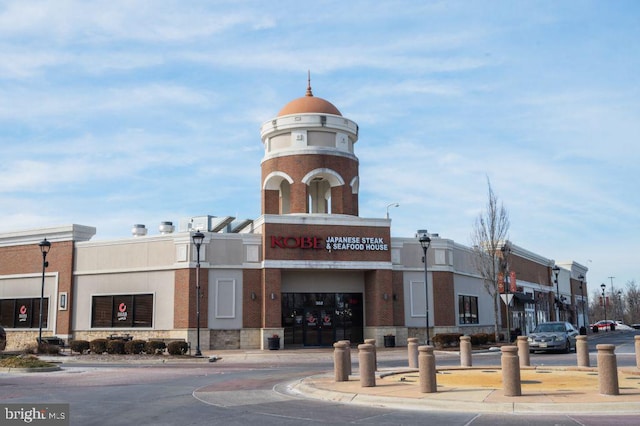 view of building exterior