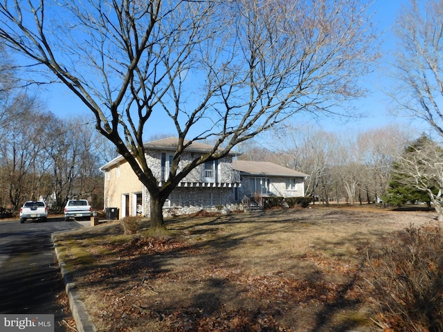 view of side of property