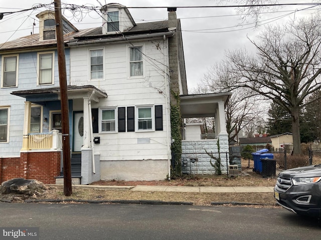 view of front of home