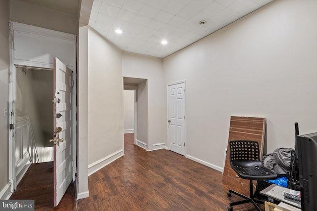 office area with dark hardwood / wood-style floors