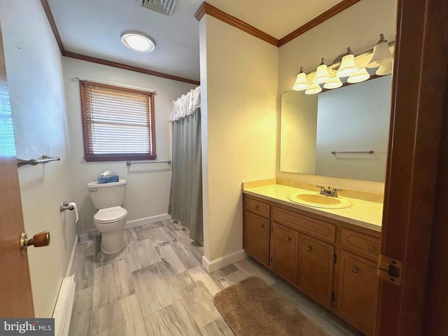 full bath featuring visible vents, toilet, ornamental molding, vanity, and baseboards