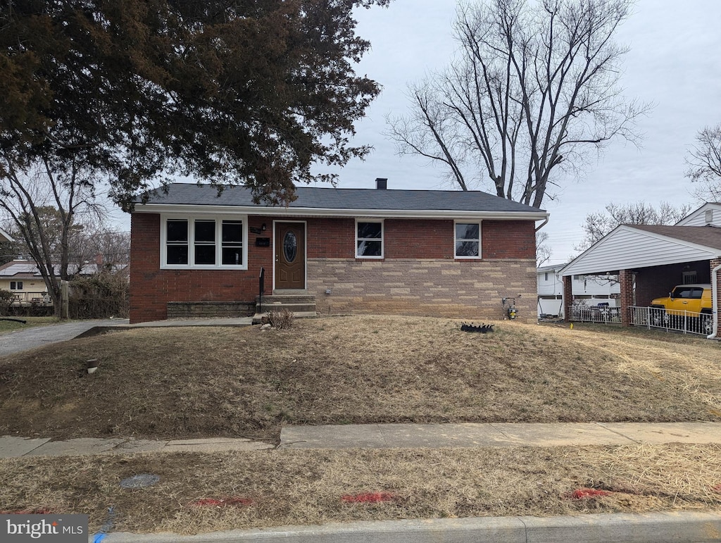 view of front of home