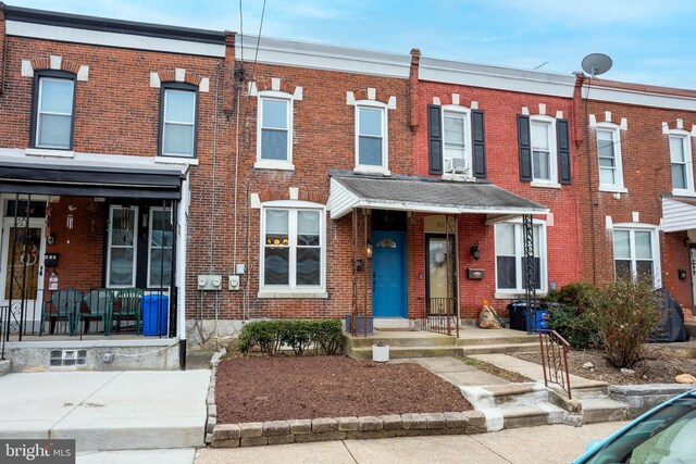 view of townhome / multi-family property