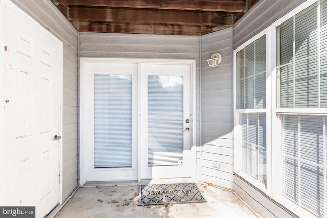 view of property entrance