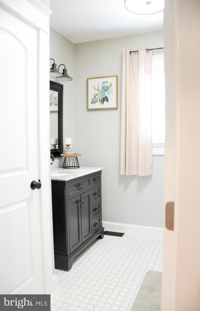 bathroom with vanity