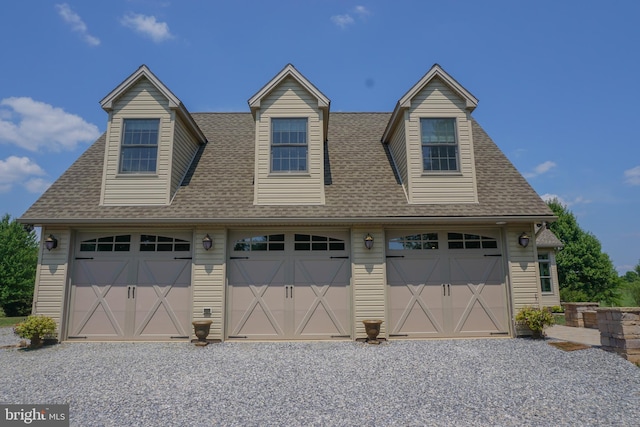 view of front facade with a garage