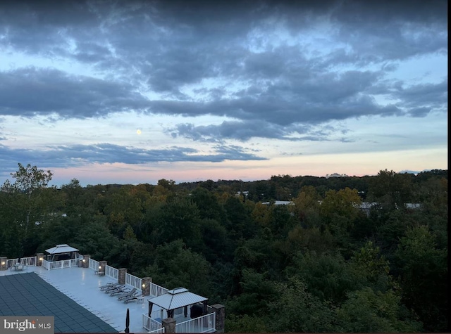 view of aerial view at dusk