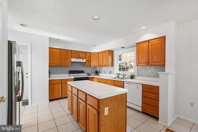 kitchen with range with electric cooktop, dishwasher, sink, a center island, and stainless steel refrigerator with ice dispenser