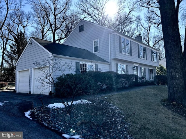 view of front of house with a garage