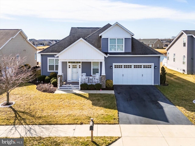 view of front of house featuring a porch and a front yard