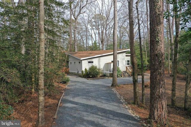 view of front of property