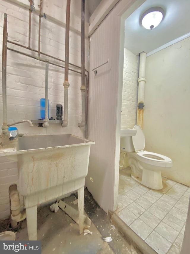 bathroom with toilet