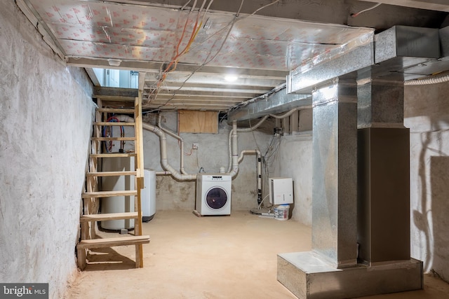 basement with washer / clothes dryer