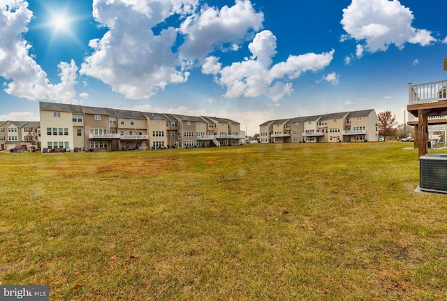 exterior space featuring a lawn