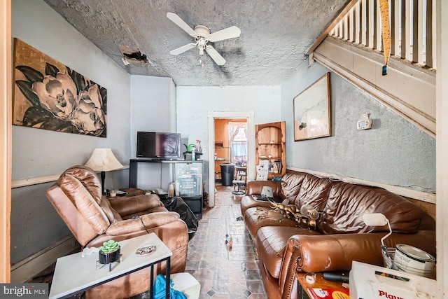 living room featuring ceiling fan