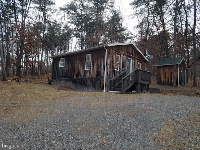 view of front of property