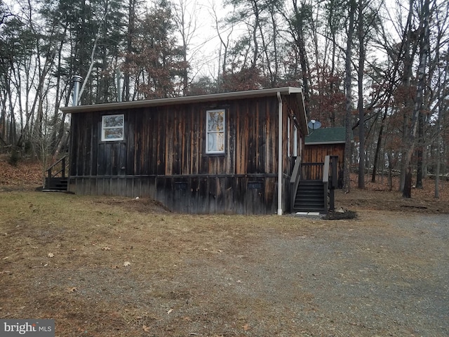 view of side of home