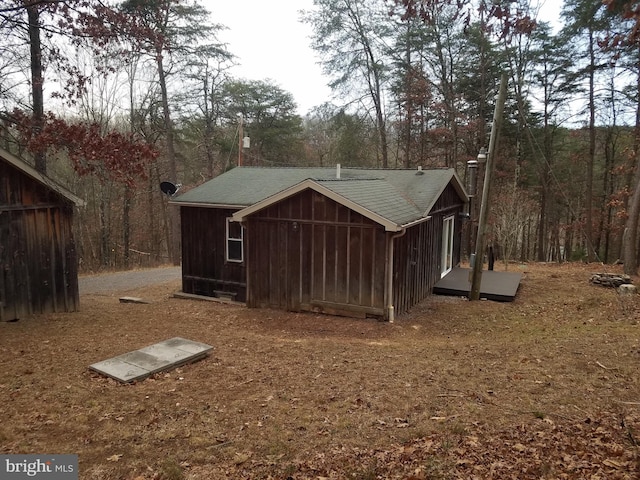 view of outbuilding