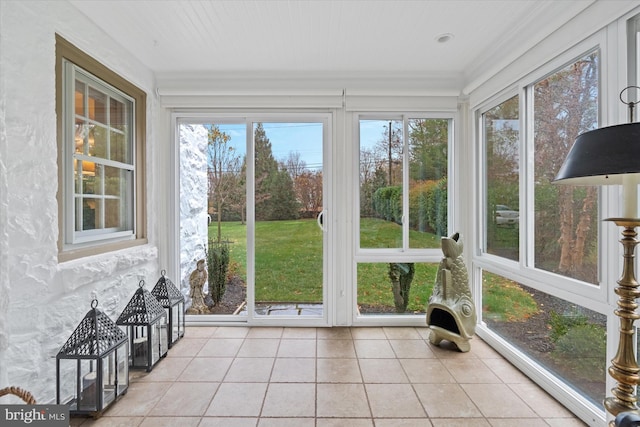 view of sunroom / solarium