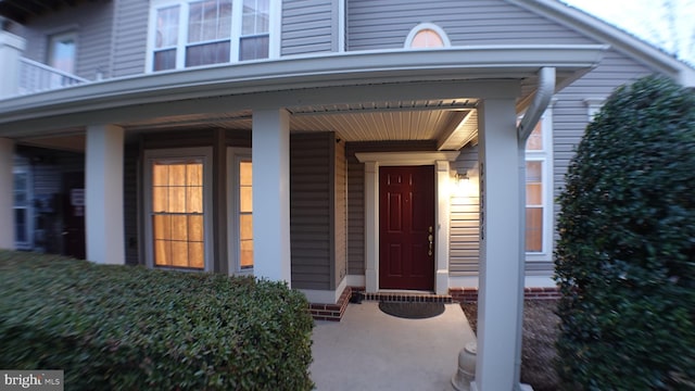 property entrance with a porch