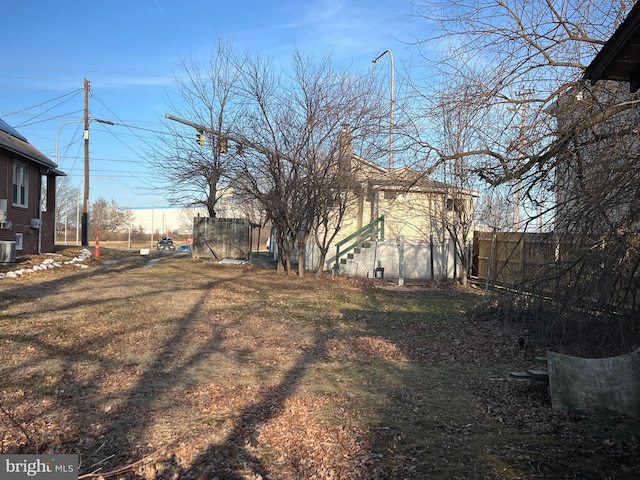 view of yard featuring cooling unit