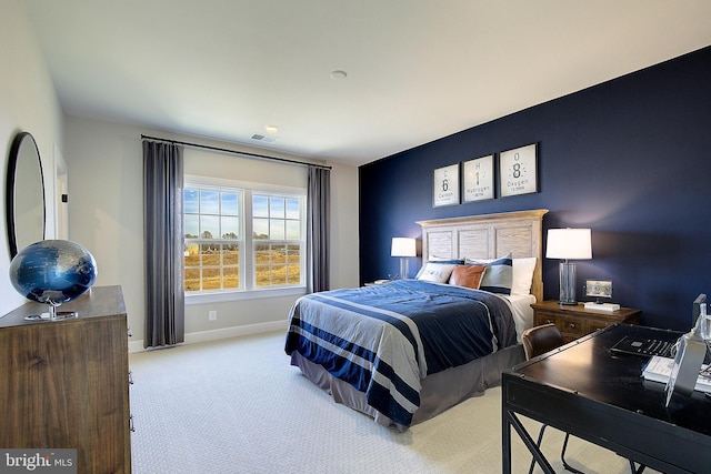 view of carpeted bedroom