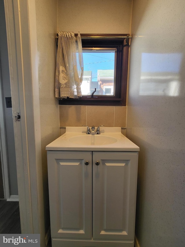 bathroom featuring vanity