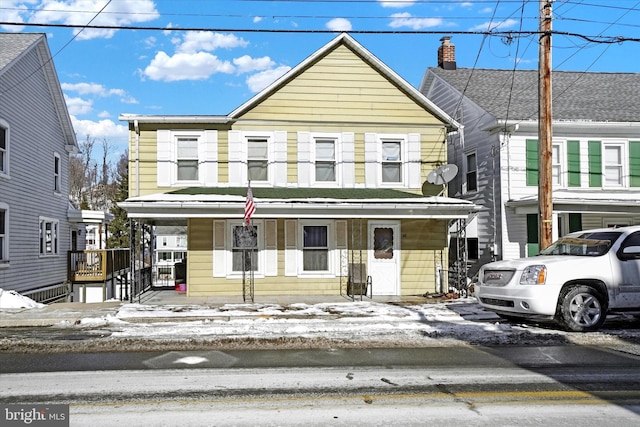 view of front of home featuring a porch