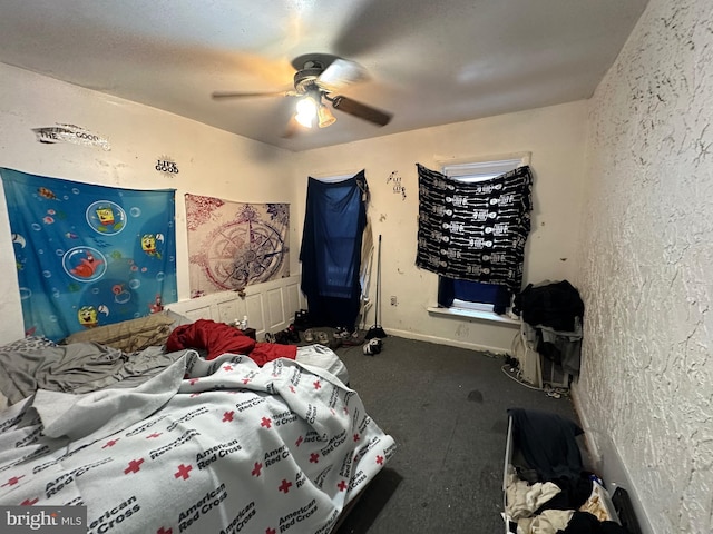 bedroom featuring ceiling fan