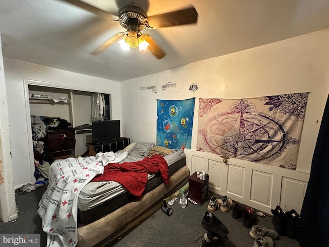 bedroom with a closet and ceiling fan