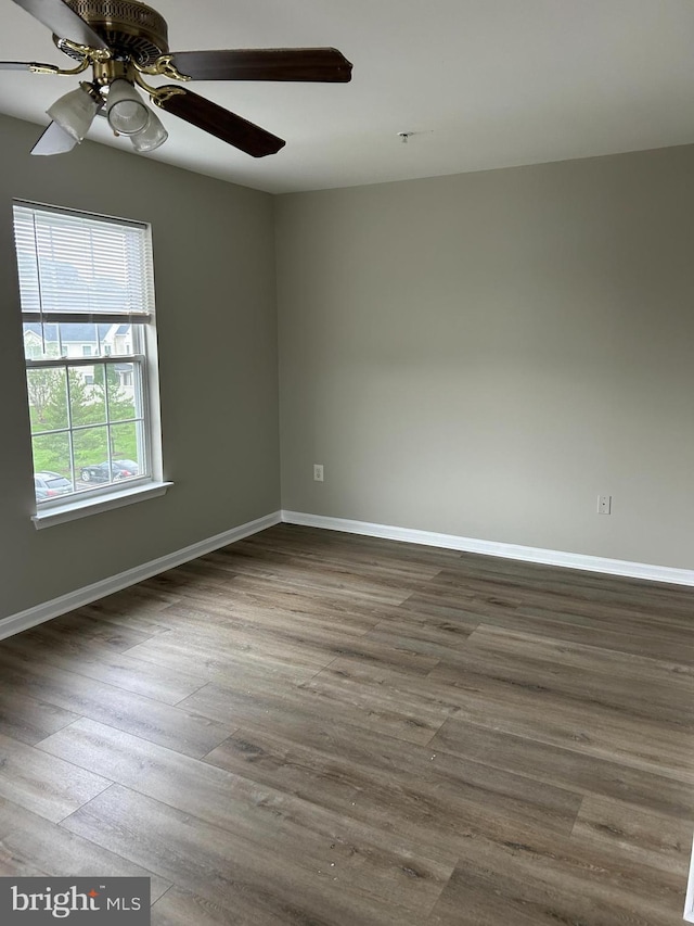 unfurnished room featuring wood-type flooring and ceiling fan