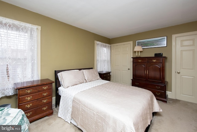 view of carpeted bedroom