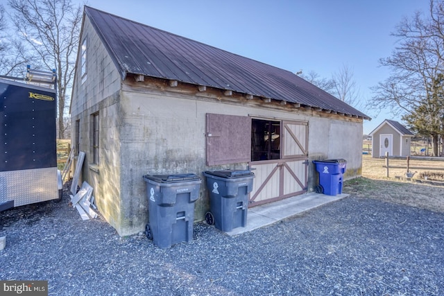 view of outdoor structure