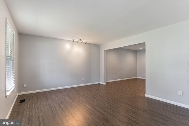 1762 Red Oak Ln, Waldorf, MD 20601 - spare room featuring wood finished floors, baseboards, and visible vents