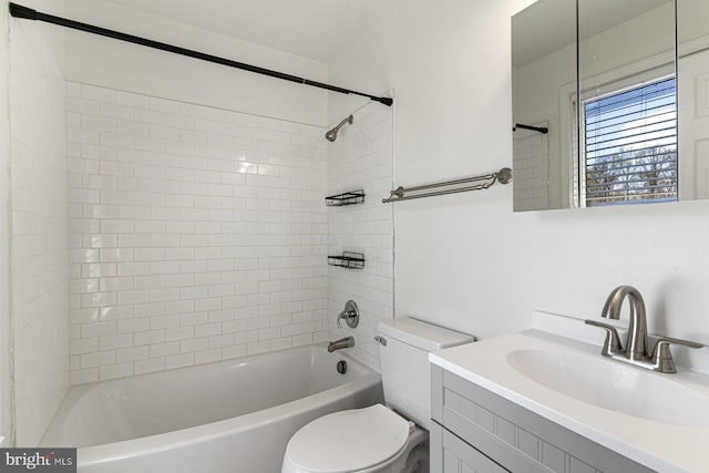 1762 Red Oak Ln, Waldorf, MD 20601 - full bathroom with toilet, vanity, and bathing tub / shower combination