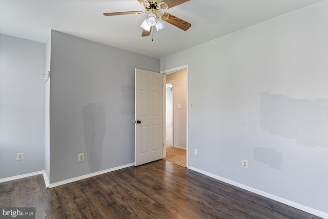 1762 Red Oak Ln, Waldorf, MD 20601 - unfurnished room with baseboards, a ceiling fan, and dark wood finished floors