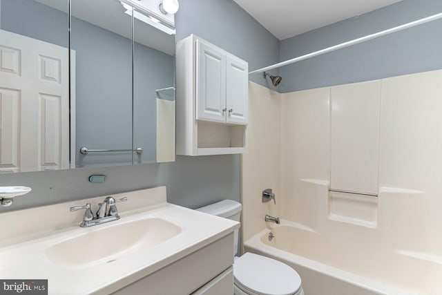 1762 Red Oak Ln, Waldorf, MD 20601 - full bath featuring toilet, bathtub / shower combination, and vanity