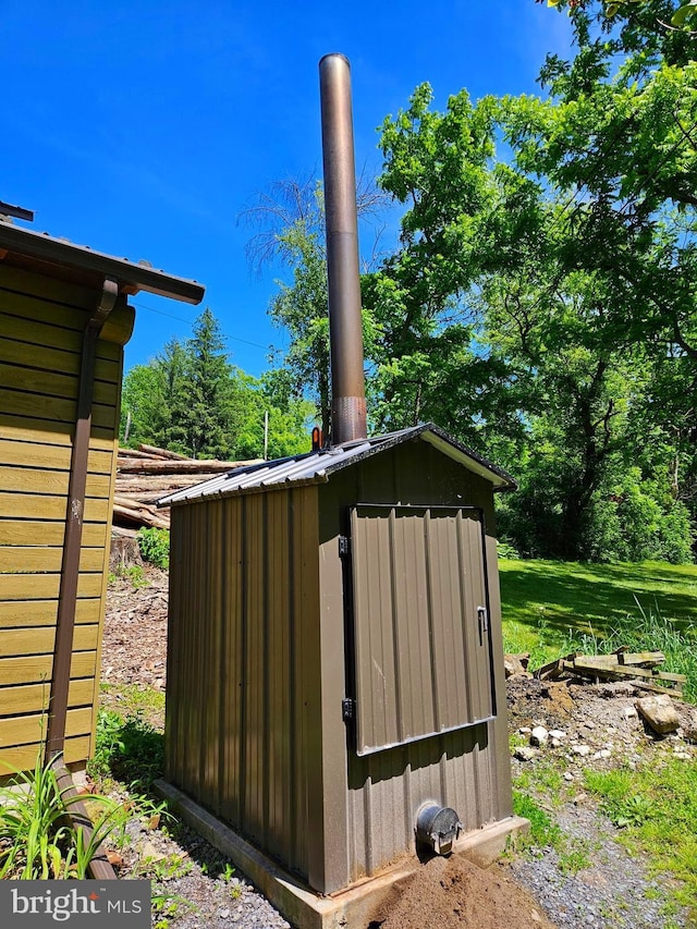 view of outdoor structure