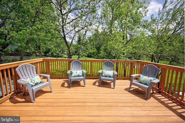 6406 Holyoke Dr, Annandale, VA 22003 - view of deck
