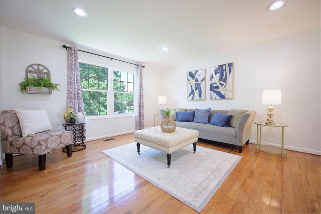 6406 Holyoke Dr, Annandale, VA 22003 - living area featuring recessed lighting, baseboards, and light wood-type flooring