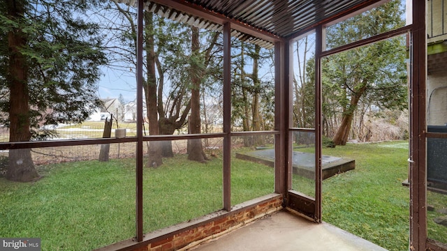 view of unfurnished sunroom