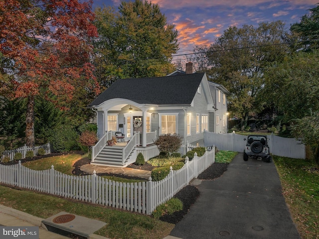 view of front of property