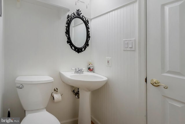 7 Heron Ct, Medford, NJ 08055 - bathroom featuring sink and toilet