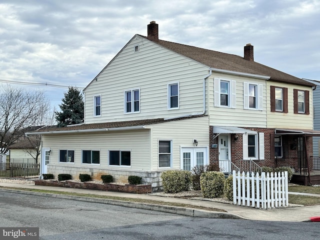 view of front of property