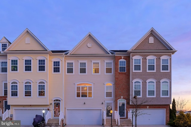 view of front of house featuring a garage