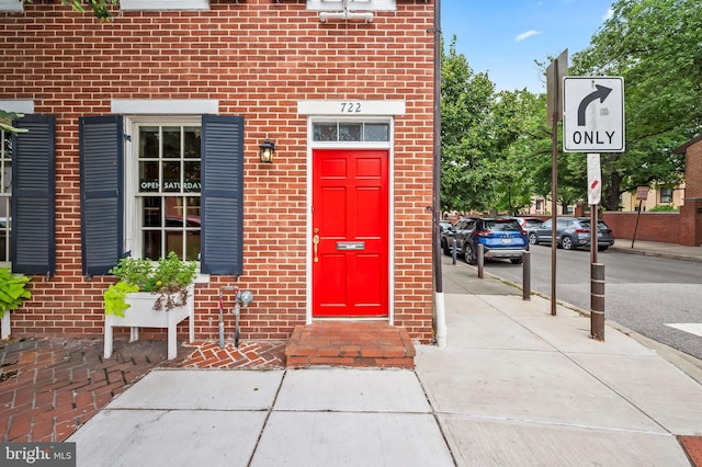 Listing photo 3 for 722 S Charles St, Baltimore MD 21230