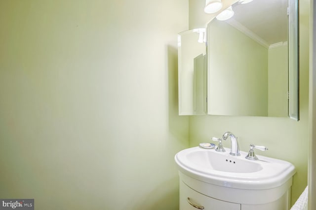 bathroom with crown molding