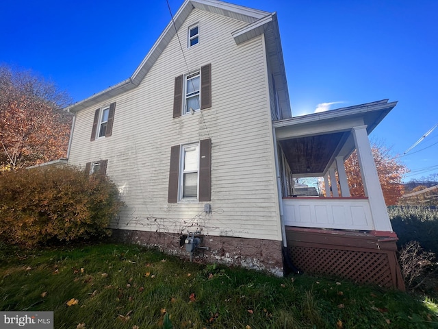 view of home's exterior