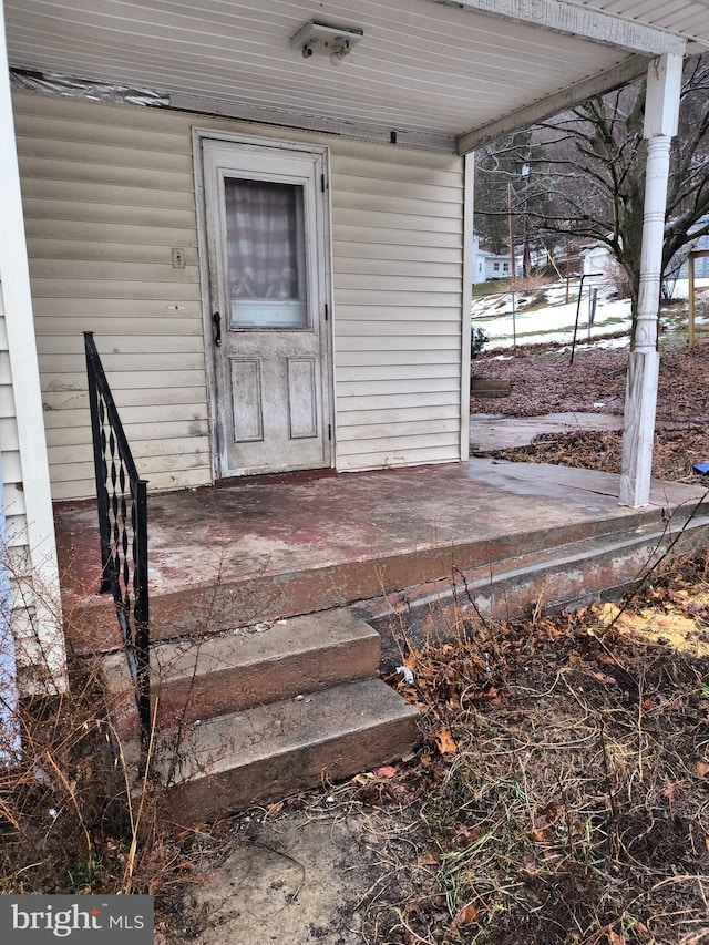 view of entrance to property