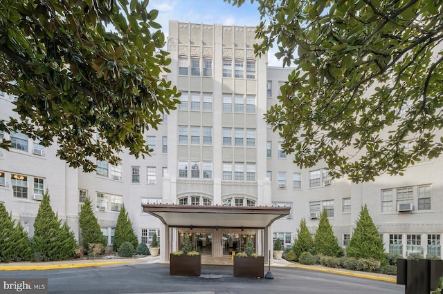 view of building exterior featuring cooling unit